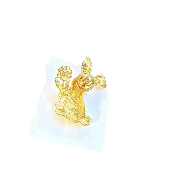 Gold Tone Bunny Rabbit Lapel Pin Holding Flower Vintage Brooch Cute Easter Gift - Picture 12 of 14